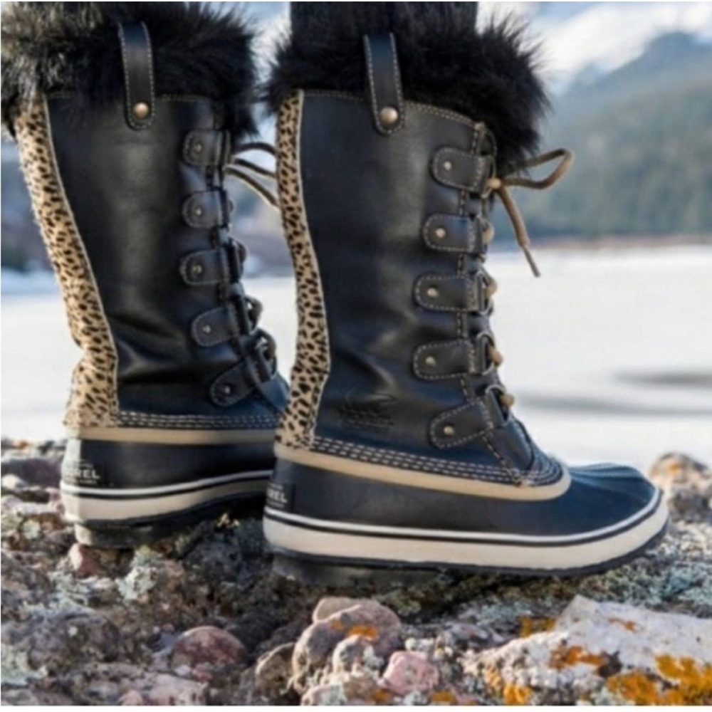 Sorel Joan of Arctic Limited Edition Animal Print Winter Boot Size 7